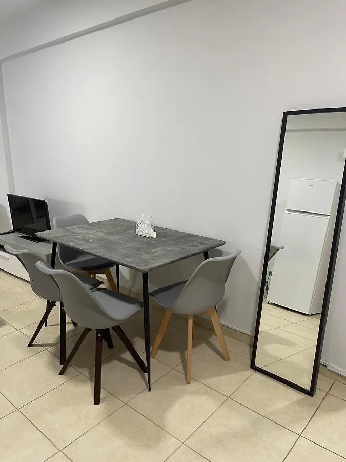 Alex Beach Apartment 34 Larnaca